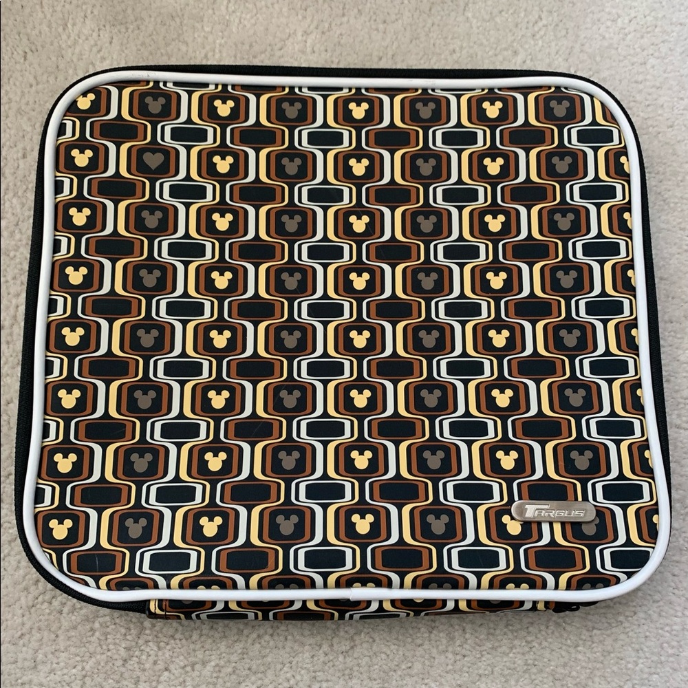 Brand New Targus Mickey Mouse Case